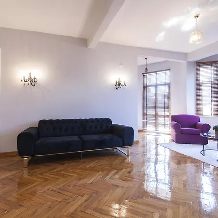 Amazing Flat Near Osmanbey Metro Station Διαμέρισμα